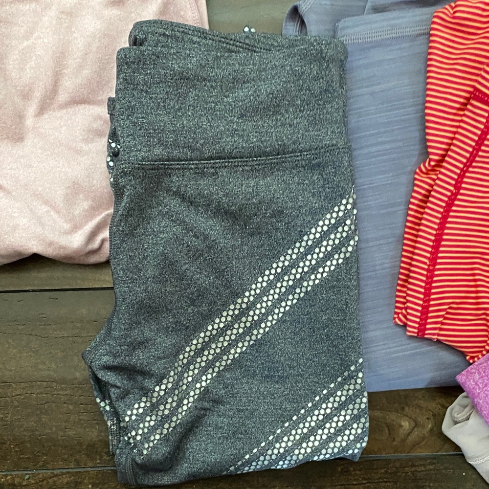 Women's Multi-Color Leggings Set - Picture 5 of 10